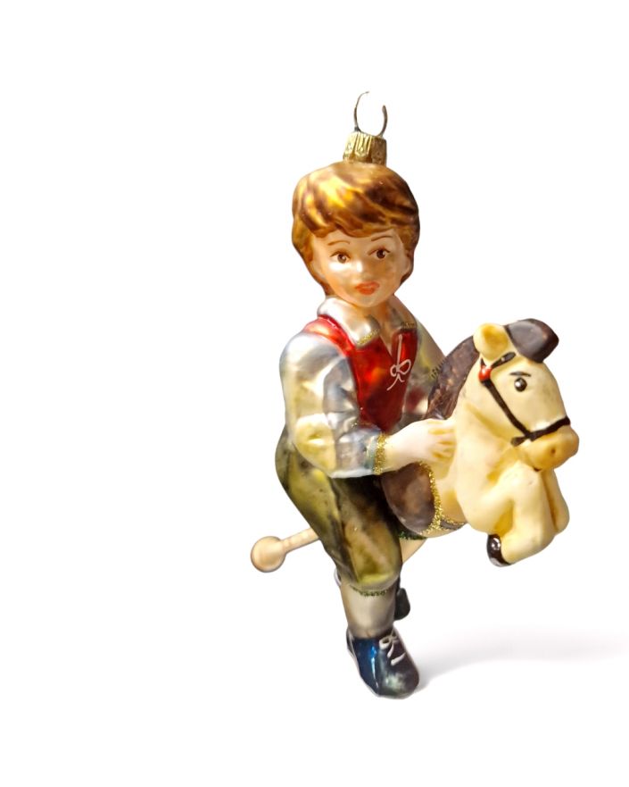 OZDOBA ŚWIĄTECZNA - BOMBKA - CHŁOPIEC NA HOBBYHORSE - Komozja