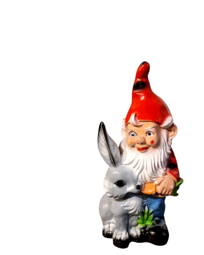 MAŁY KRASNAL Z ZAJĄCEM