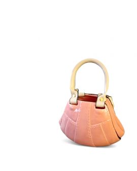 WAZON W KSZTAŁCIE TOREKI ZE SKÓRZANYMI USZAMI model I różowy