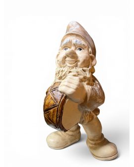 FIGURKA GIPSOWA - DUŻY SKRZAT KRASNAL Z BĘBNEM