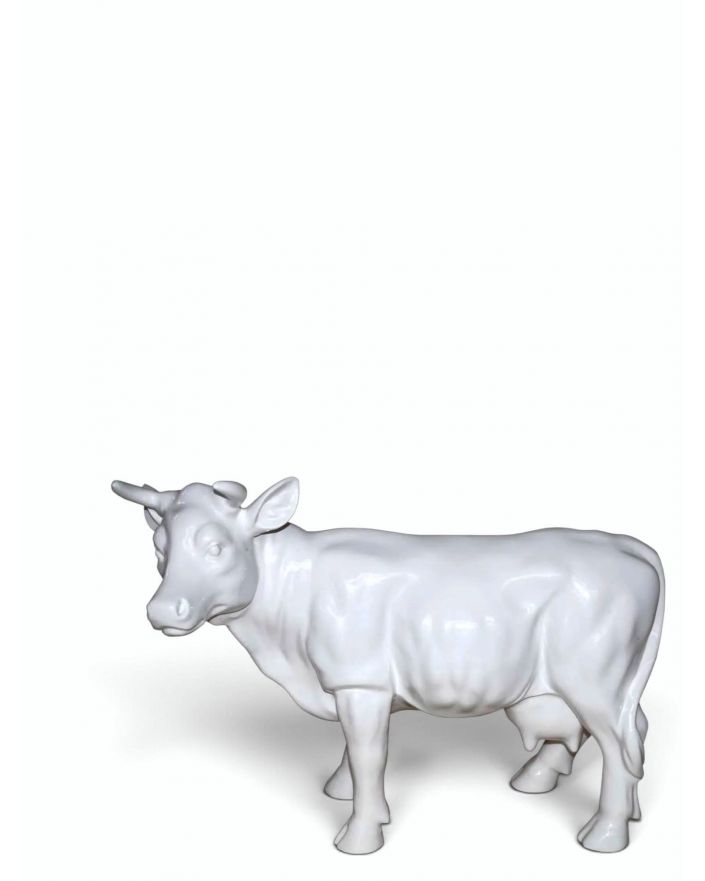 ŚREDNIA STOJĄCA KROWA model Ia design